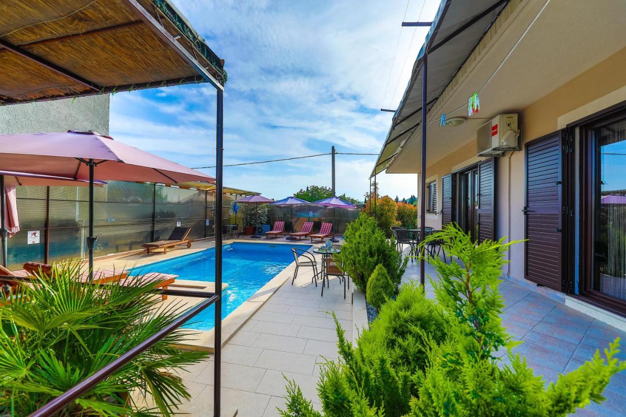 Villa Marica คาชเตลา ภายนอก รูปภาพ